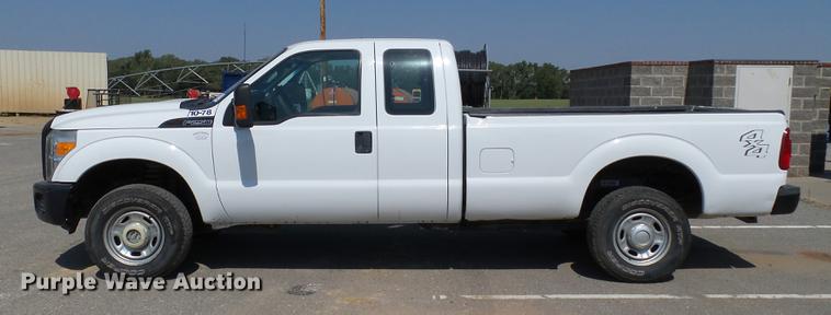 image for item DB4161 2011 Ford F250 Super Duty XL SuperCab pickup truck
