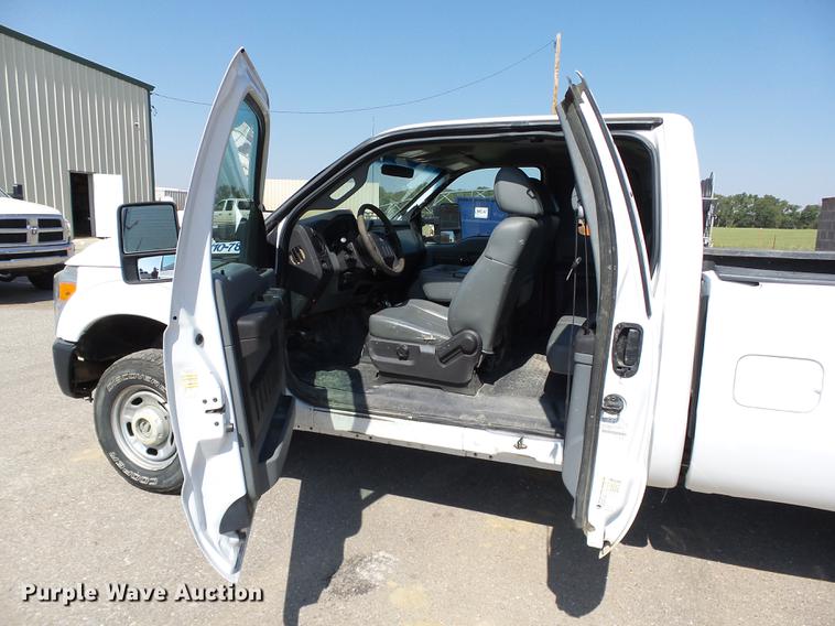 image for item DB4161 2011 Ford F250 Super Duty XL SuperCab pickup truck