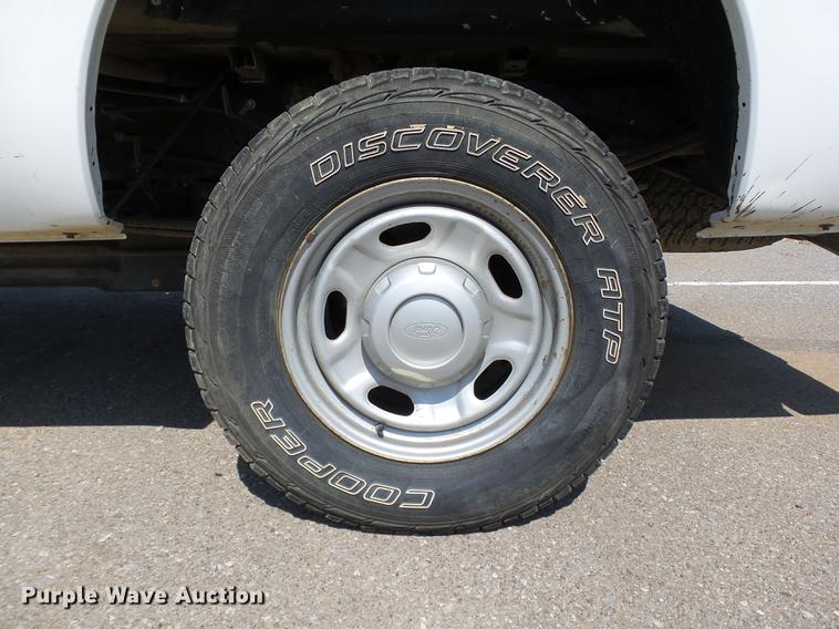 image for item DB4161 2011 Ford F250 Super Duty XL SuperCab pickup truck