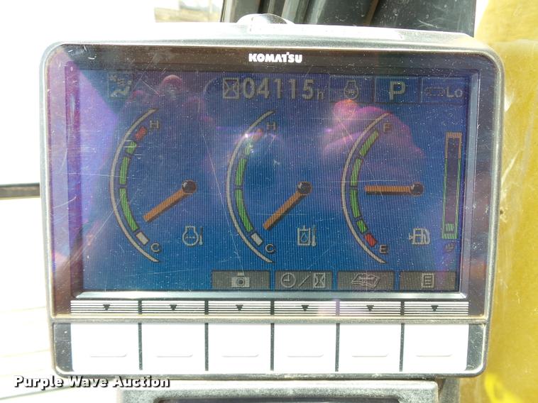 image for item L1922 2012 Komatsu PC200LC-8 excavator