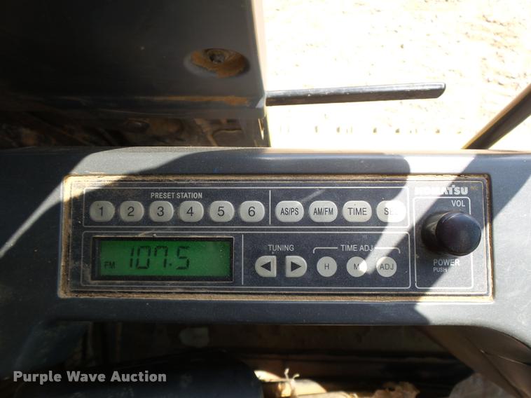 image for item L1922 2012 Komatsu PC200LC-8 excavator