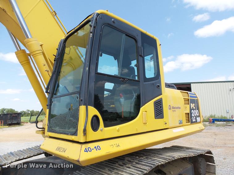 image for item L1922 2012 Komatsu PC200LC-8 excavator