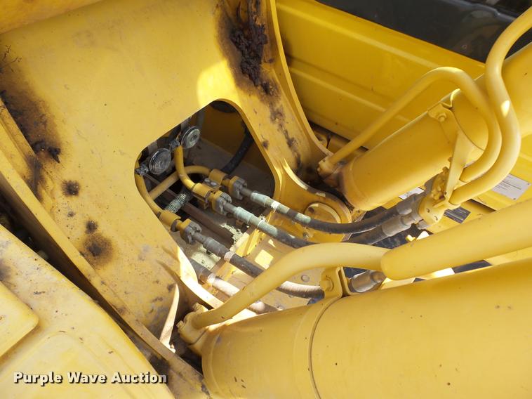 image for item L1922 2012 Komatsu PC200LC-8 excavator