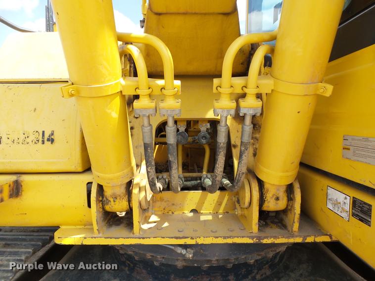 image for item L1922 2012 Komatsu PC200LC-8 excavator