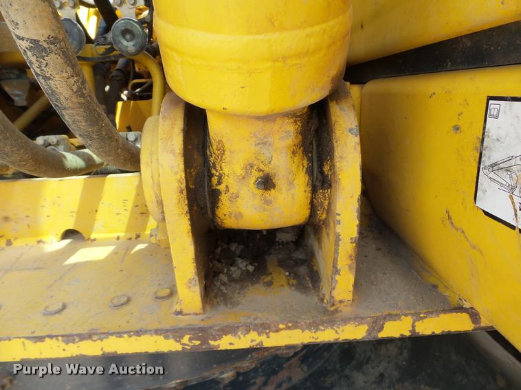 image for item L1922 2012 Komatsu PC200LC-8 excavator