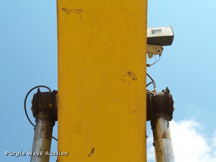 image for item L1922 2012 Komatsu PC200LC-8 excavator