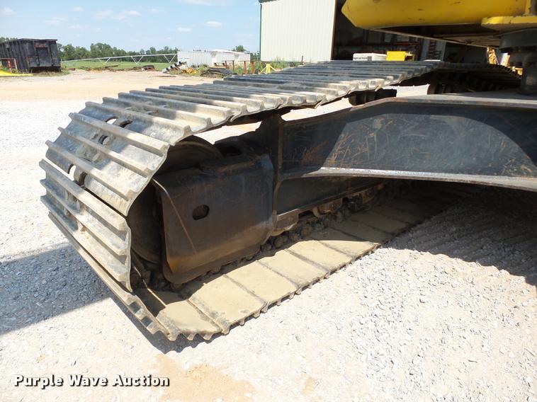 image for item L1922 2012 Komatsu PC200LC-8 excavator