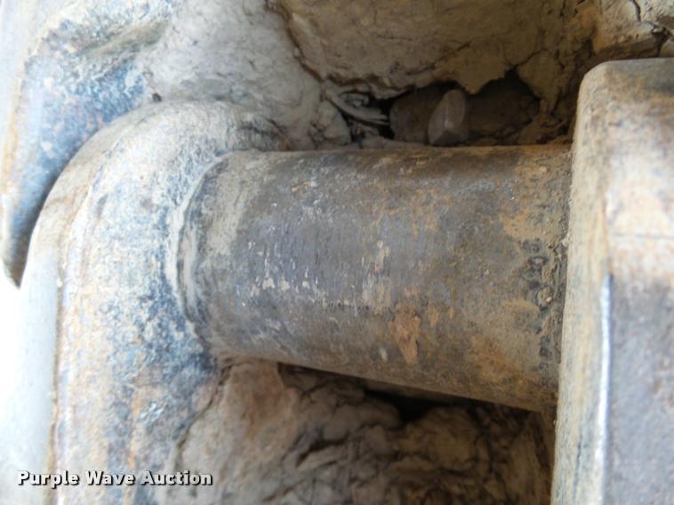 image for item L1922 2012 Komatsu PC200LC-8 excavator