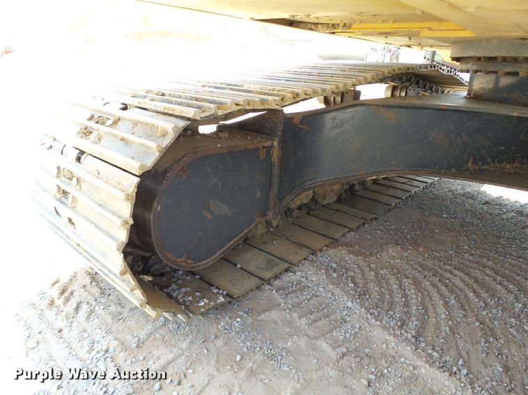 image for item L1922 2012 Komatsu PC200LC-8 excavator