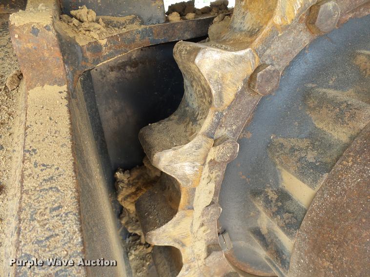 image for item L1922 2012 Komatsu PC200LC-8 excavator