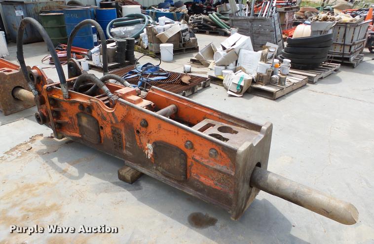 image for item L1924 NPK GH-10 hammer