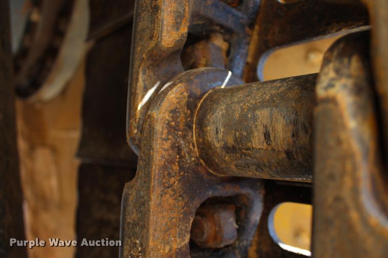 image for item L1926 2011 Komatsu PC200LC-8 excavator