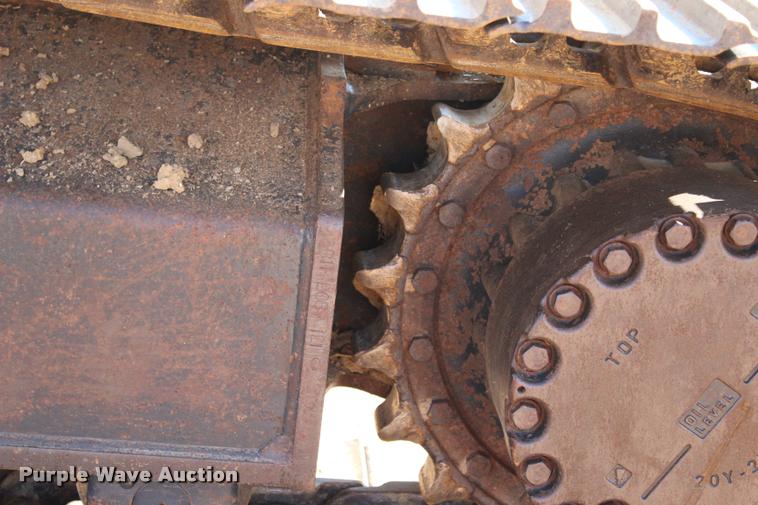 image for item L1926 2011 Komatsu PC200LC-8 excavator