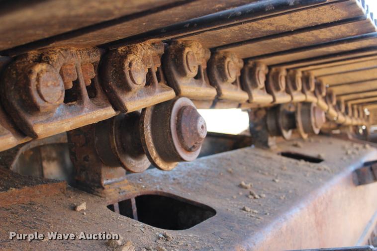 image for item L1926 2011 Komatsu PC200LC-8 excavator