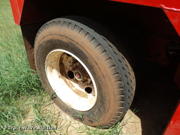 image for item L1930 2012 Arman frac tank trailer