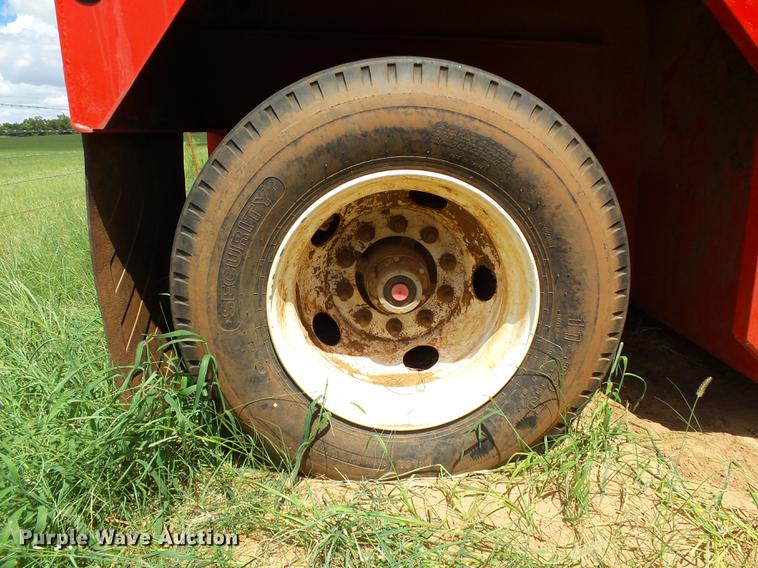 image for item L1930 2012 Arman frac tank trailer