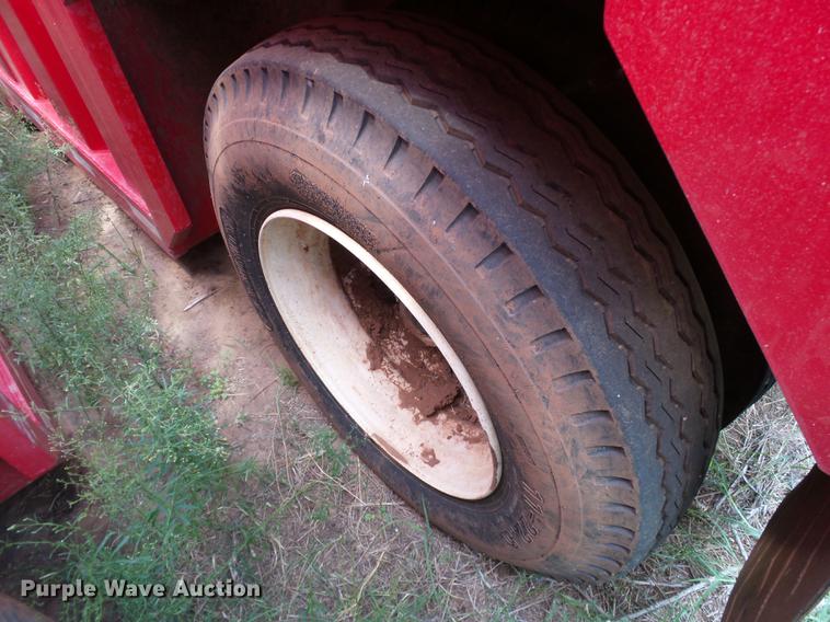 image for item L1930 2012 Arman frac tank trailer