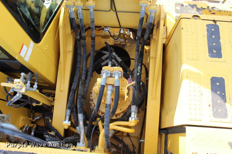 image for item L1933 2012 Komatsu PC360LC-10 excavator