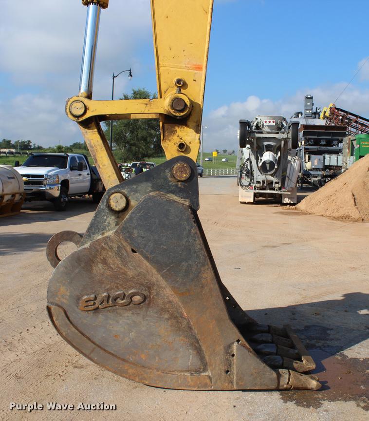 image for item L1933 2012 Komatsu PC360LC-10 excavator