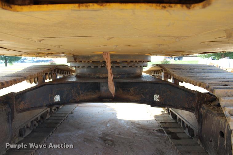 image for item L1933 2012 Komatsu PC360LC-10 excavator