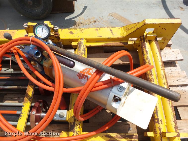 image for item L1935 Mustang DBH-1200-B poly pipe squeeze tool