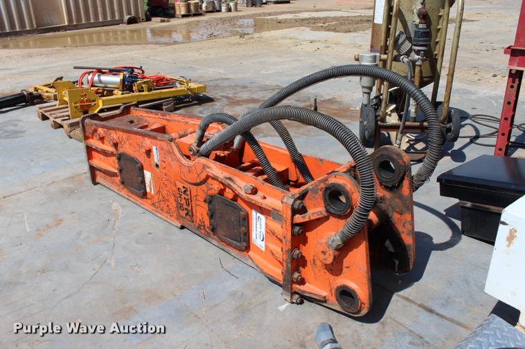 image for item L1942 NPK GH-10 hammer