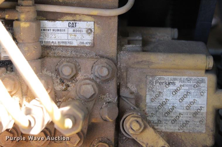 image for item L1945 2006 Sullair 185 air compressor