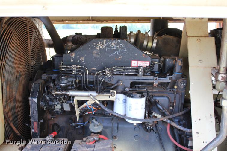 image for item L1946 1996 Ingersoll Rand VHP400 air compressor