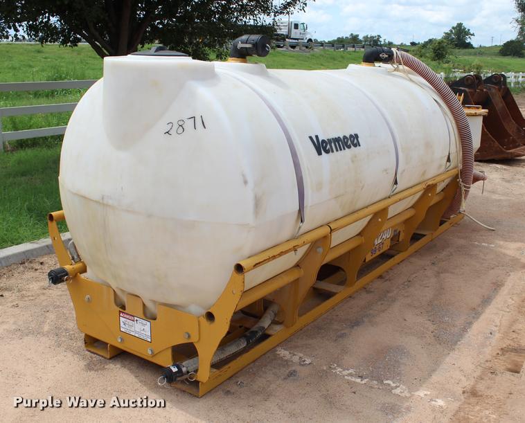 image for item L1947 2015 Vermeer MX240 mud mixing system