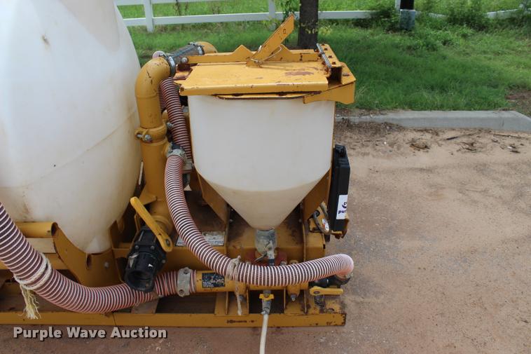 image for item L1947 2015 Vermeer MX240 mud mixing system