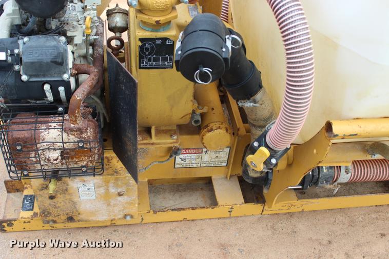 image for item L1947 2015 Vermeer MX240 mud mixing system