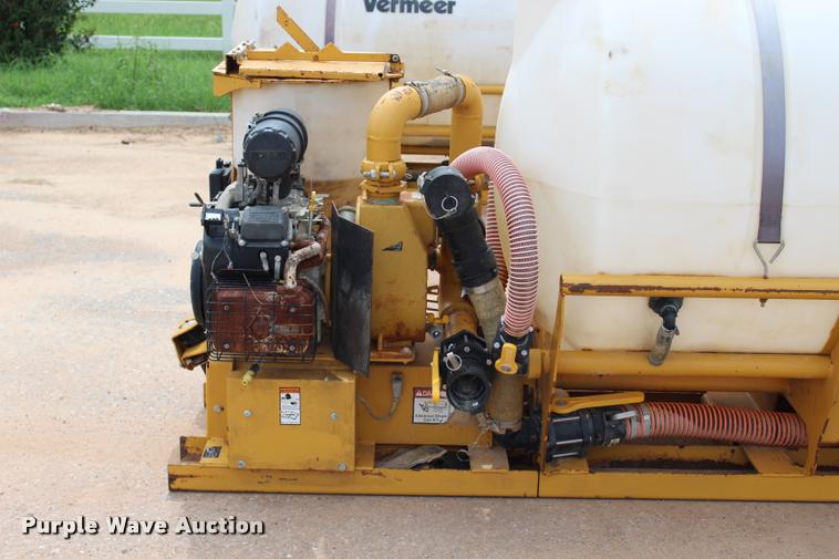 image for item L1948 2015 Vermeer MX240 mud mixing system