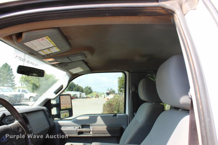 image for item L3218 2011 Ford F250 FX4 SuperCab pickup truck