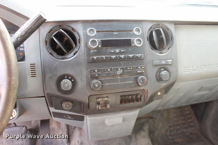 image for item L3218 2011 Ford F250 FX4 SuperCab pickup truck