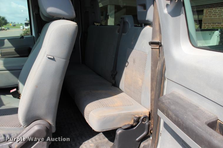 image for item L3218 2011 Ford F250 FX4 SuperCab pickup truck