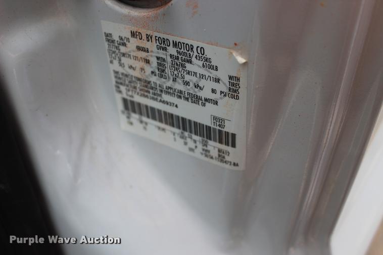 image for item L3218 2011 Ford F250 FX4 SuperCab pickup truck