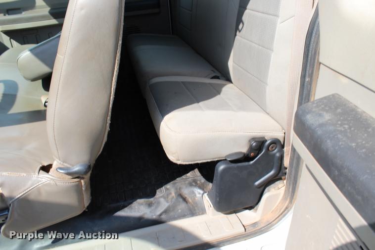 image for item L3219 2008 Ford F250 Super Duty SuperCab pickup truck