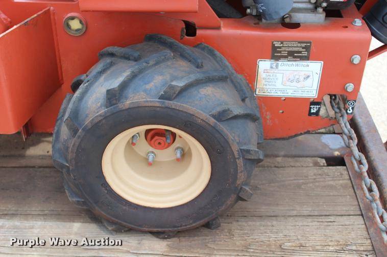 image for item L3224 2011 Ditch Witch RT12 trencher and trailer