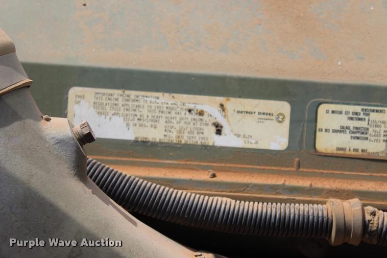 image for item L3226 1994 Freightliner FLD120 dump truck