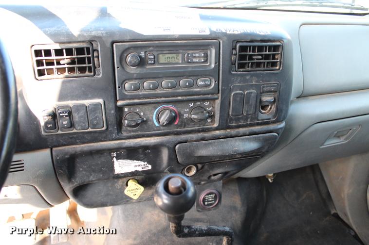 image for item L3228 2006 Ford F750 Super Duty XL water truck