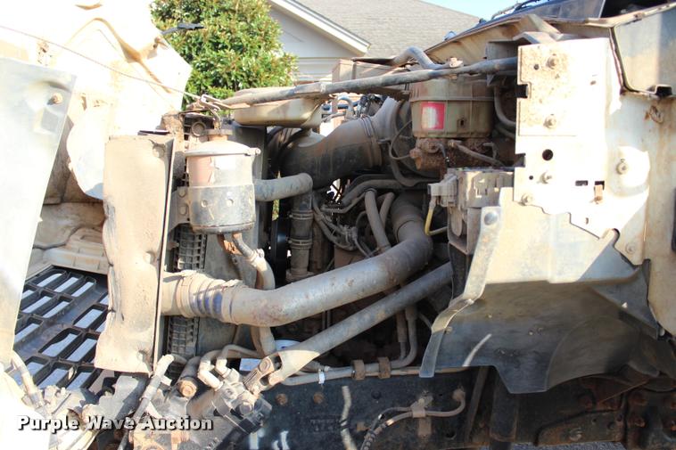 image for item L3229 2000 Ford F750 Super Duty XL water truck