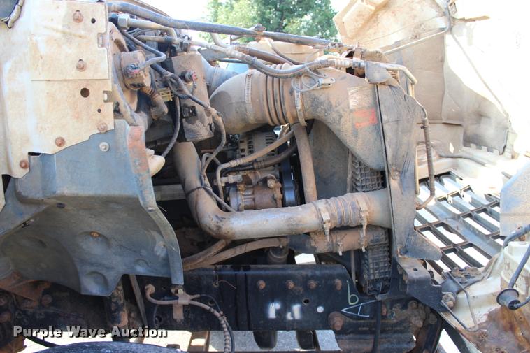 image for item L3229 2000 Ford F750 Super Duty XL water truck