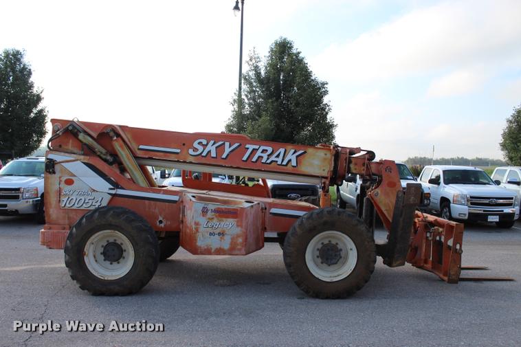 image for item L3230 2003 Sky Trak 10054 Legacy telehandler