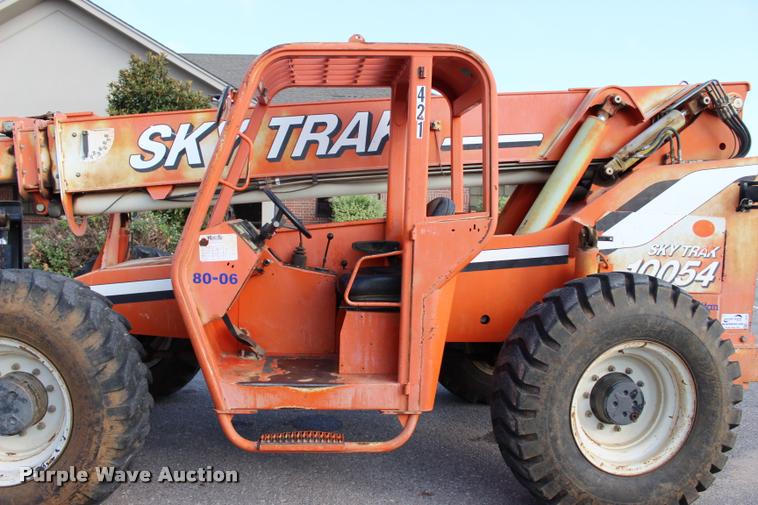 image for item L3230 2003 Sky Trak 10054 Legacy telehandler