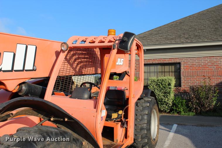 image for item L3231 2005 Lull 944E-42 telehandler