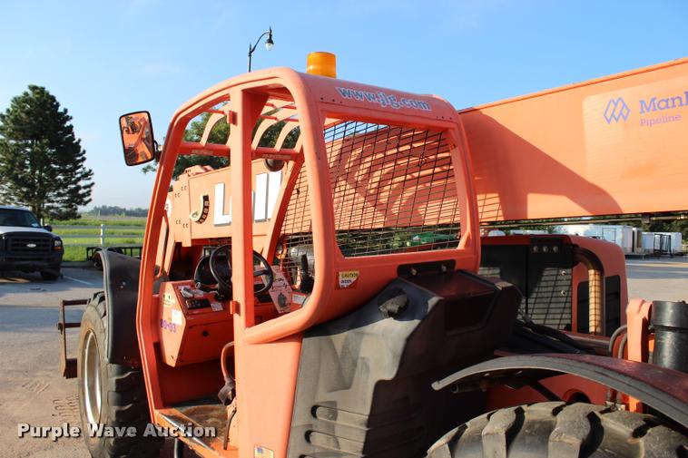 image for item L3231 2005 Lull 944E-42 telehandler