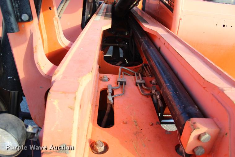 image for item L3231 2005 Lull 944E-42 telehandler