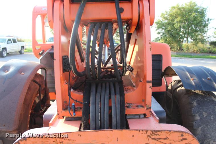 image for item L3231 2005 Lull 944E-42 telehandler