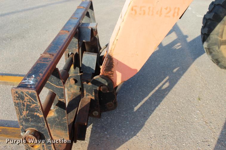 image for item L3231 2005 Lull 944E-42 telehandler