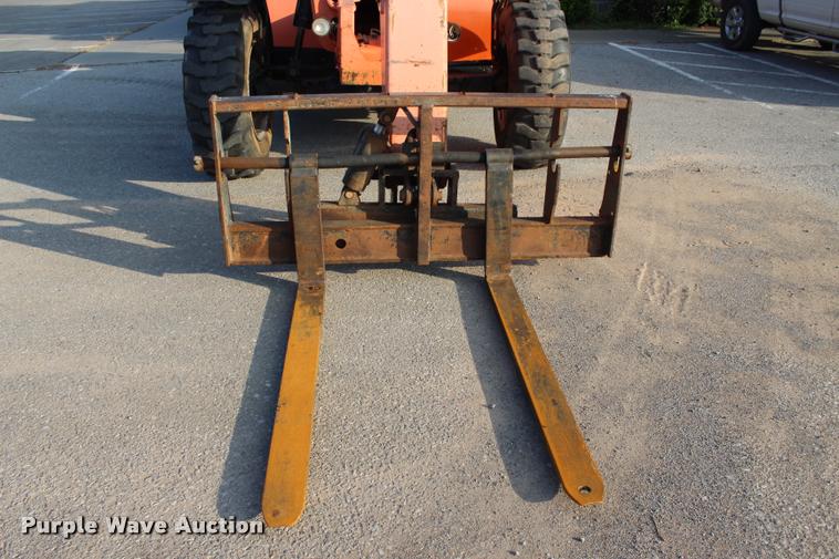 image for item L3231 2005 Lull 944E-42 telehandler